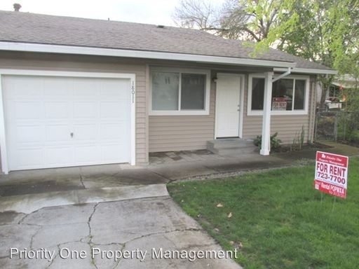 Foto principal - 18011 SE Rose St