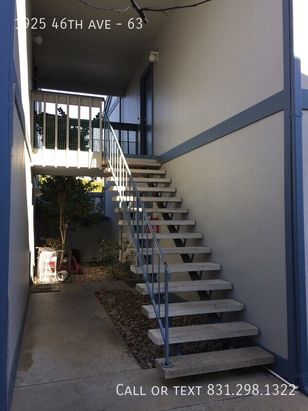 1925 46th Ave Unit 63, Capitola, CA 95010 Room for Rent in Capitola