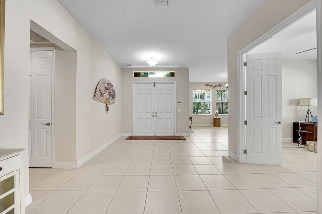 Building Photo - 9485 McAneeny Ct
