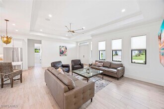 Building Photo - 18457 Royal Hammock Blvd