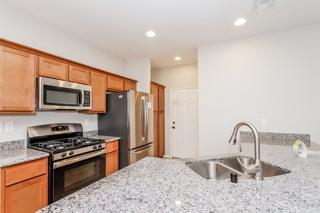 Building Photo - 5350 Panaca Spring St