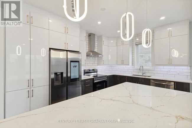 Building Photo - 1707 Aukett Dr