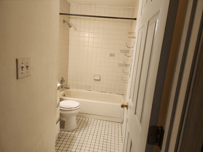 Foto del edificio - 12766 Dale St