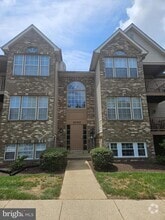 Building Photo - 2040 Alice Ave