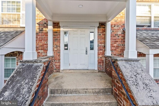 Building Photo - 4413 Romlon St