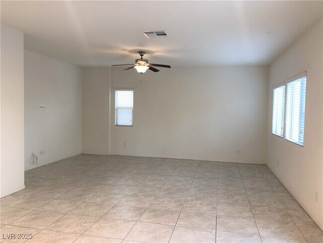 Foto del edificio - 8380 Spanish Creek Ct