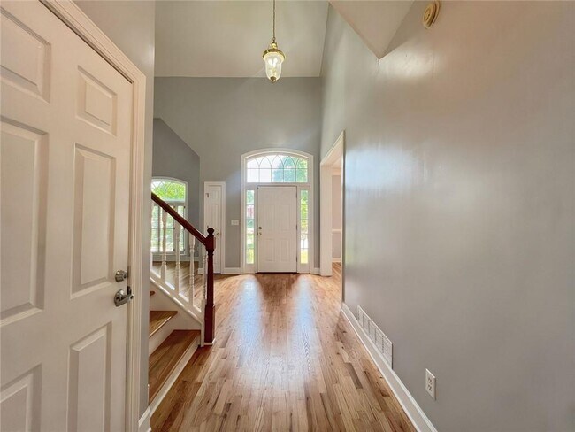 Foto del edificio - 1735 St Julian St NW