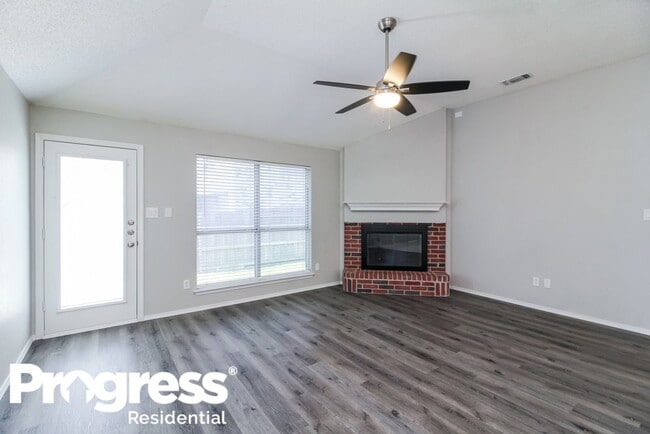 Building Photo - 603 Wolcott Ln