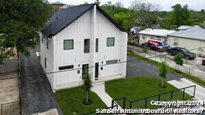 Building Photo - 419 Porter St