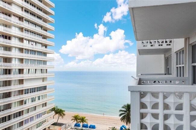Building Photo - 4010 Galt Ocean Dr