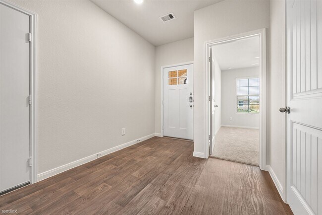 Foto del edificio - 4 br, 2 bath House - 308 Belmont Place