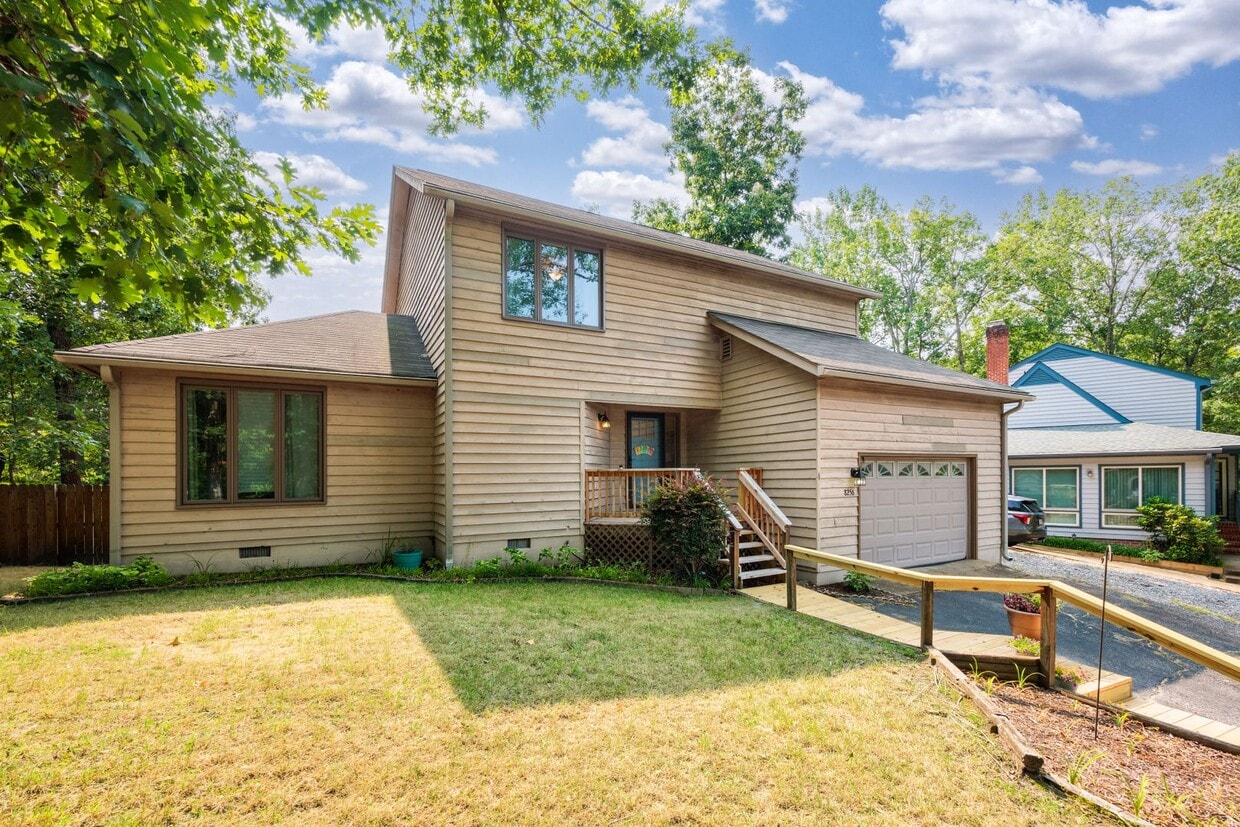 Primary Photo - 3 Bedroom Home in Mechanicsville ***Availa...