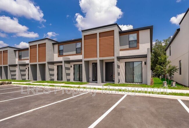 Foto del edificio - 8773 Zen Dr