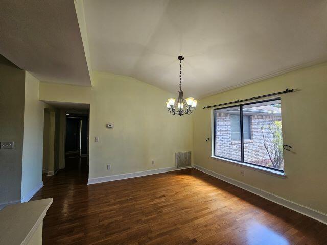 Foto del edificio - 213 Hillside Dr