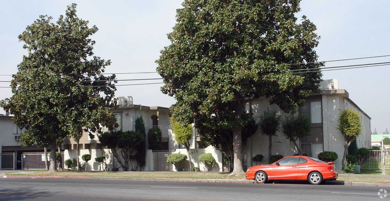 Primary Photo - California Apartments