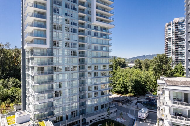 Construction Photo 7/22 - the Grande East Tower