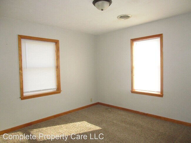 Building Photo - 2 br, 1 bath House - 8105 N William