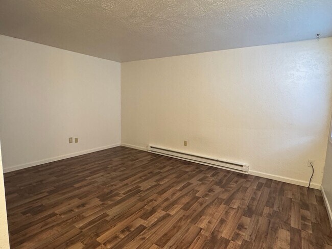 Foto del edificio - 119 E Borah Ave