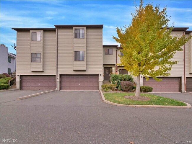 Building Photo - 1 br, 1 bath House - 12 Linda Ct