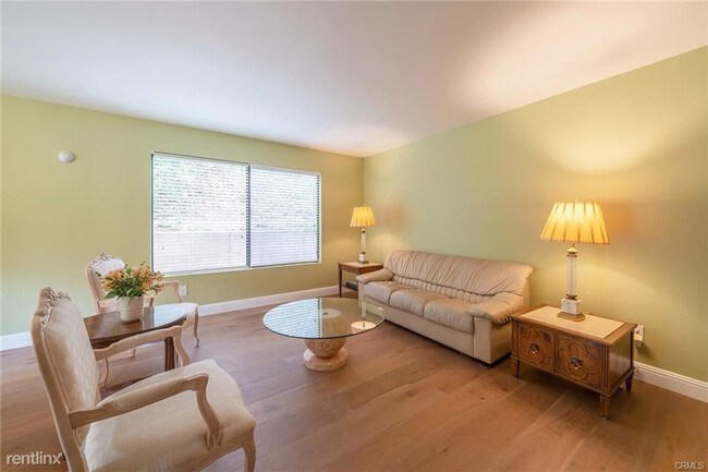 Building Photo - 5 br, 2.5 bath House - 30408 Via Victoria