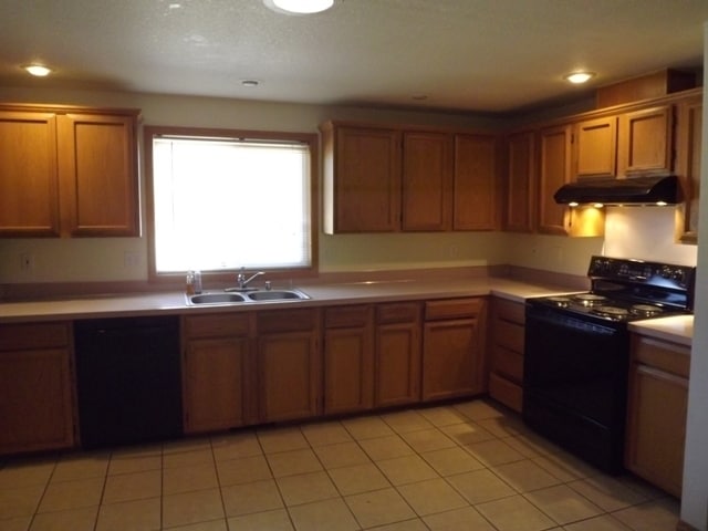 Building Photo - Wonderful 3 Bedroom 2 Bath Rambler!!