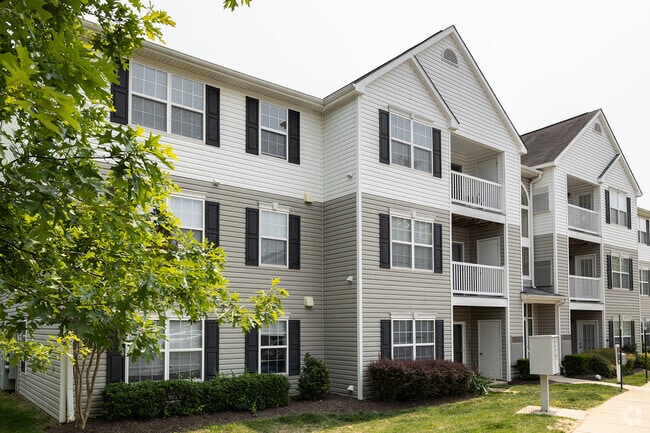 Building Photo - The Summit at Owings Mills Apartments