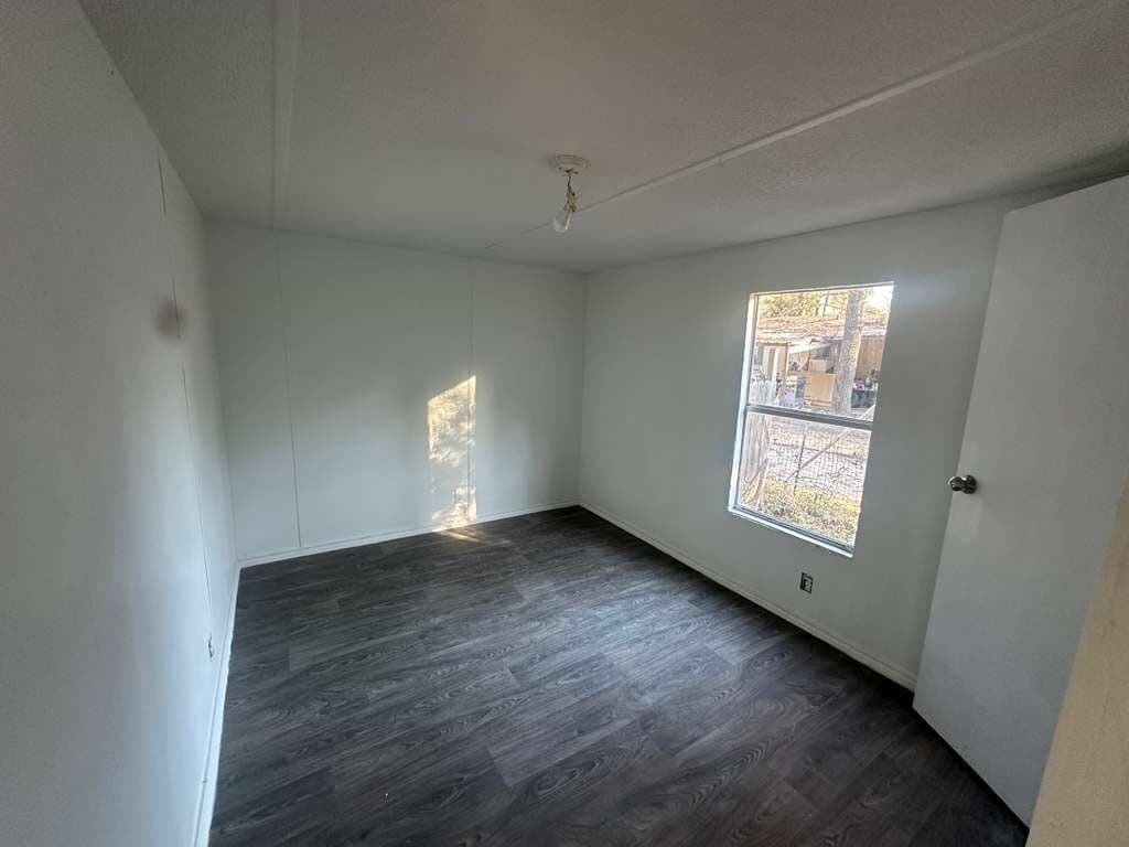 Foto del edificio - 24304 Oak Run