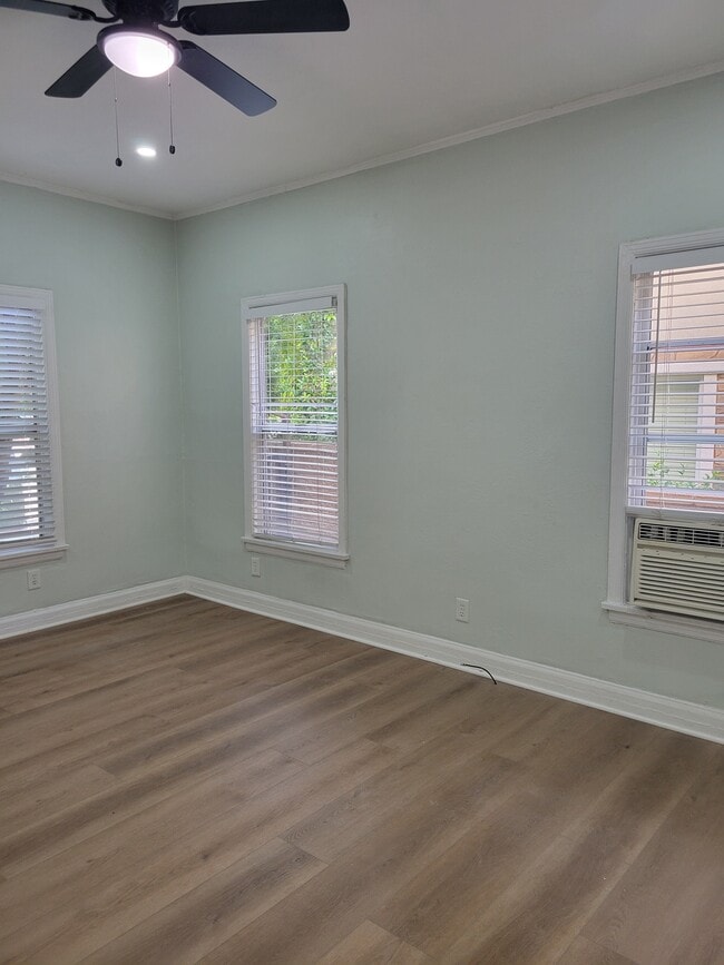 Building Photo - Sunfield Properties