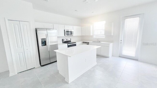 Building Photo - 312 Nine Iron Dr