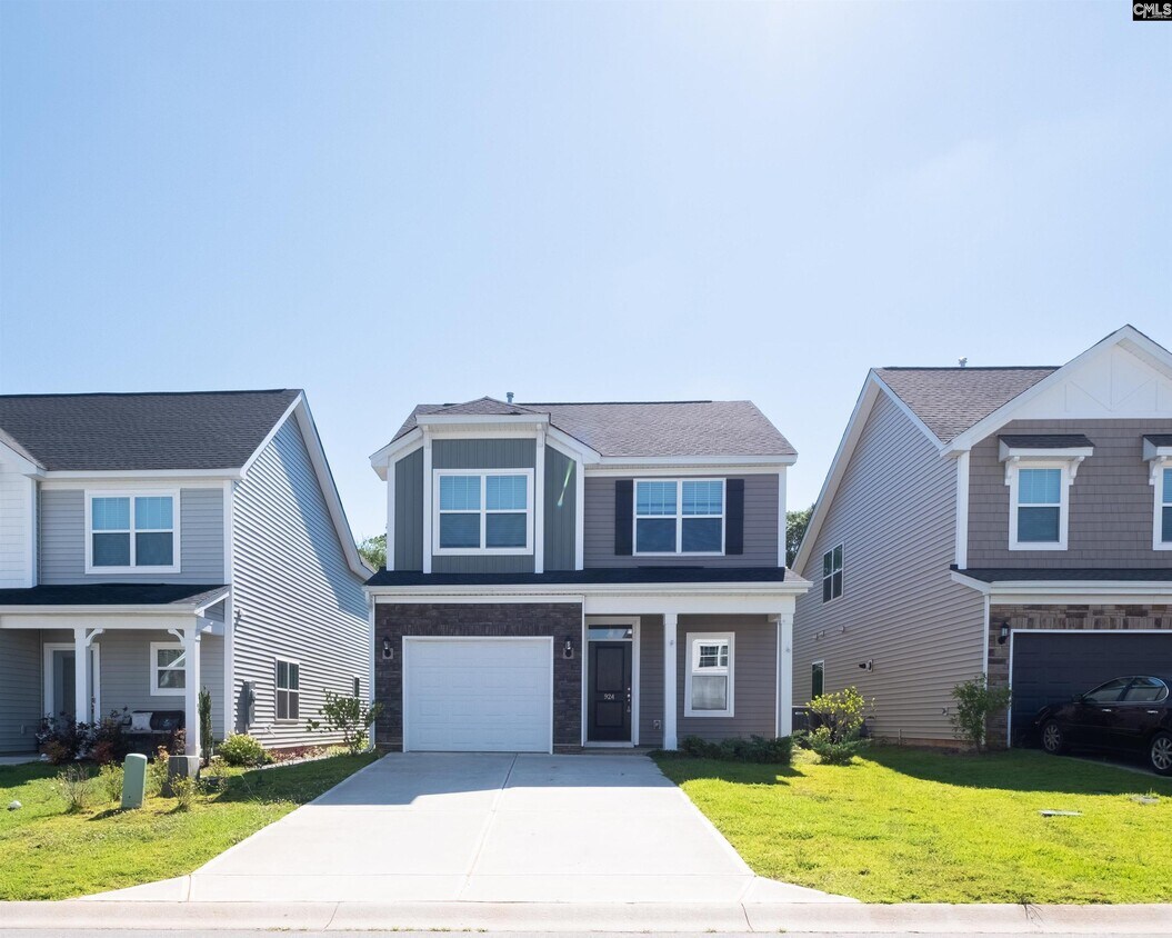 924 Bergenfield Ln, Chapin, SC 29036 House Rental in Chapin, SC