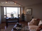 Primary Photo - 2 East Oak 2107