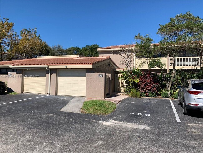 Foto del edificio - 305 Bonnie Brae Way