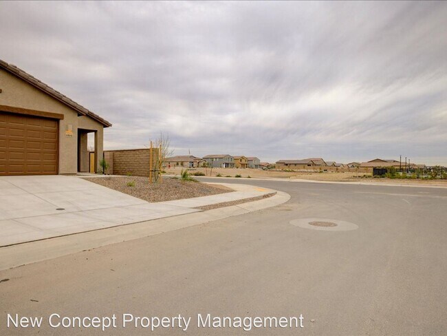 Building Photo - 4 br, 2 bath House - 6804 E. Camino Naife