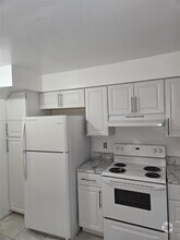 Building Photo - 2257 SW 80th Terrace