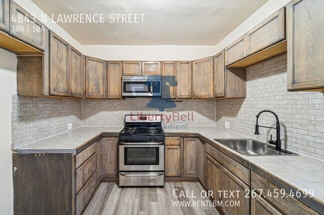 Building Photo - 4843 N Lawrence St