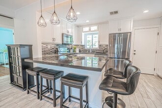 Building Photo - 7044 Garden Grove Ave