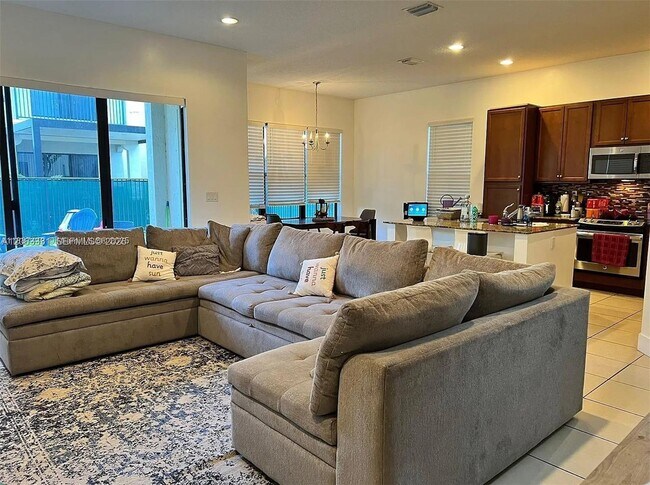 Foto del edificio - 3214 W 97th St