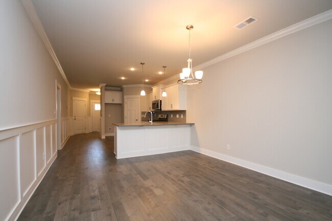 Foto del edificio - 707 Sluice Dr SW