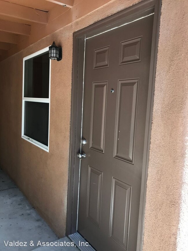 2382 Camino Capitan, Santa Fe, NM 87505 Room for Rent in Santa Fe, NM