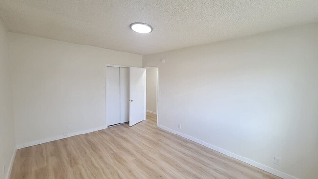 Foto del edificio - 13115 Oxnard St