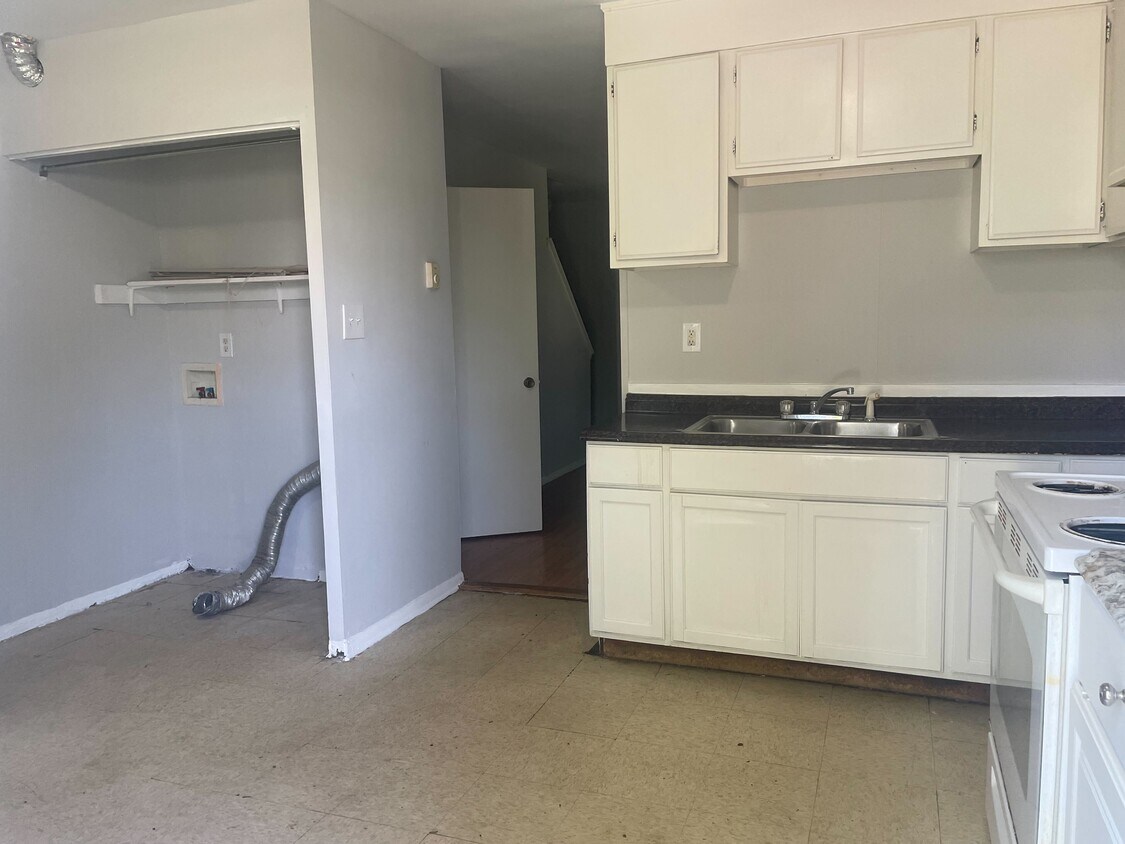 1306 Drewry St, Richmond, VA 23224 House Rental in Richmond, VA