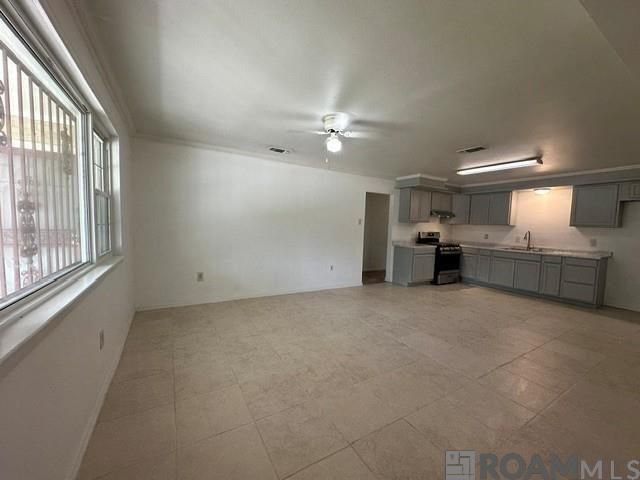 Building Photo - 7030 Hooper Rd