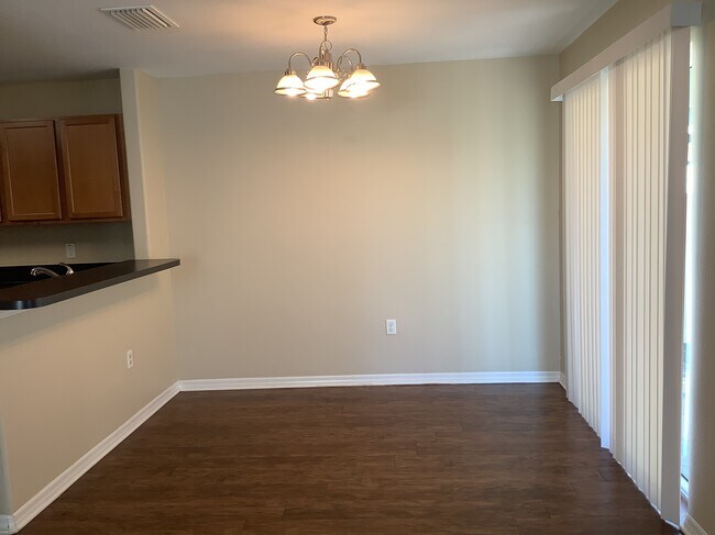 Foto del edificio - 7722 Maroon Peak Dr
