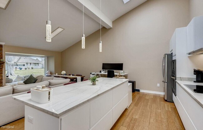 Foto del edificio - 1 br, 2 bath Condo - 2641 S Wadsworth Cir