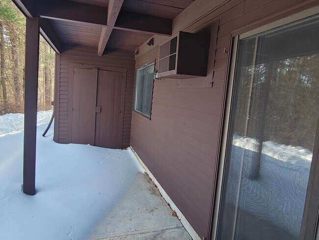 Building Photo - 66 Highwood Dr