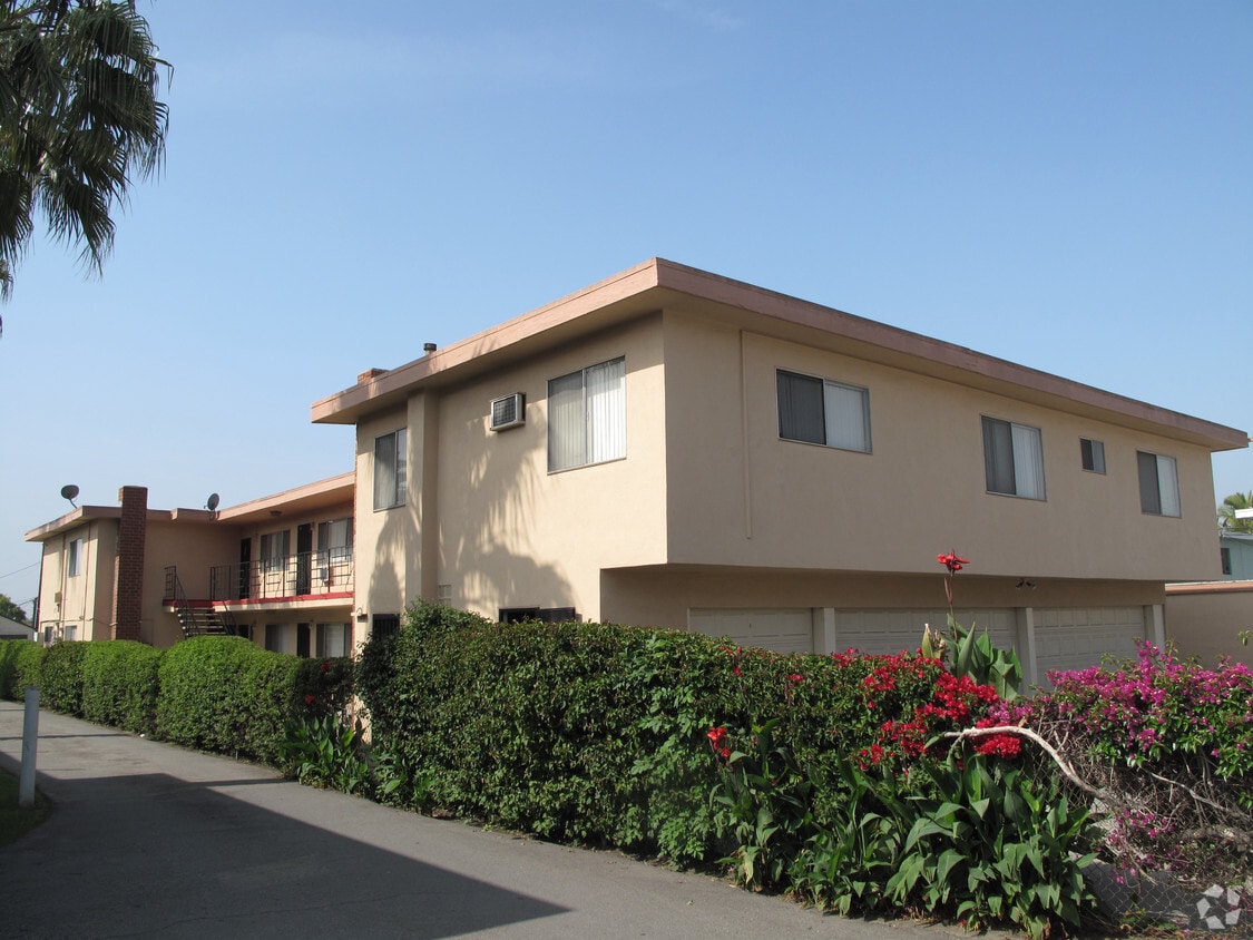 97159717 Imperial Hwy, Downey, CA 90242 Apartments in Downey, CA