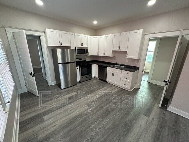 Foto del edificio - 2341 Kenilworth Ave