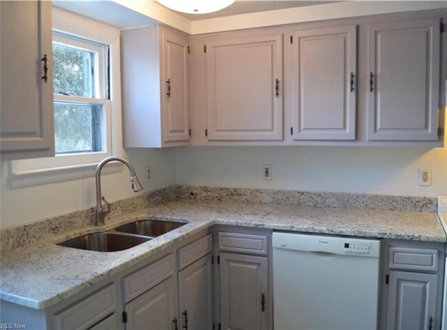 Foto del edificio - 4308 Everett Rd