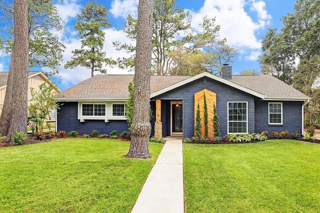 Foto principal - 11219 Ash Creek Dr