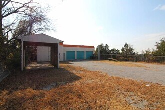 Building Photo - 14991 Lebanon Rd